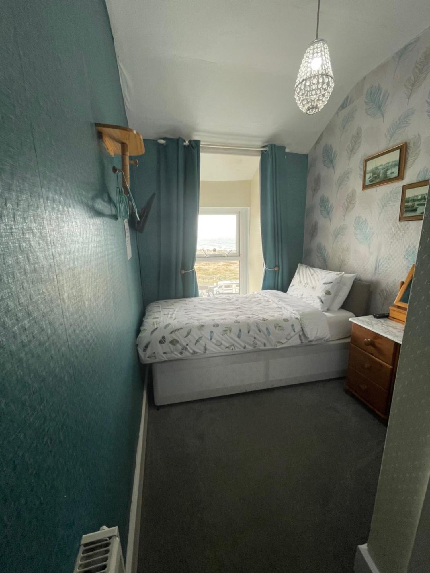 Seascape Hotel Barmouth Exterior photo